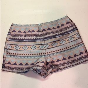 Forever 21. High-waisted Aztec Shorts. Size S.